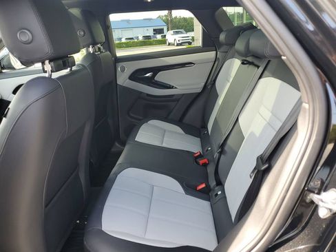 New 2026 Land Rover Range Rover Evoque Dynamic SE AWD/4WD image 16