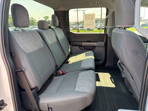 Used 2021 Ford F150 XLT image 19