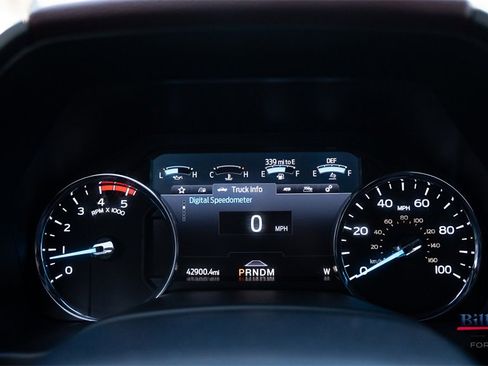 Used 2022 Ford F250 Platinum w/ FX4 Off-Road Package image 25