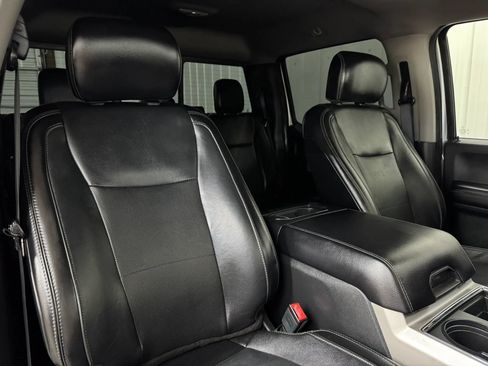 Used 2019 Ford F250 Lariat w/ Chrome Package AWD/4WD image 16
