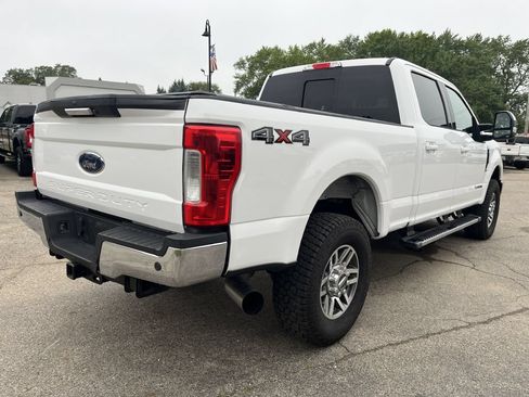 Used 2019 Ford F250 Lariat w/ Lariat Value Package AWD/4WD image 6