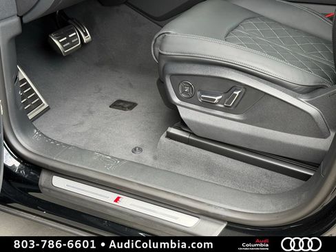 New 2026 Audi SQ8 Prestige AWD/4WD image 18