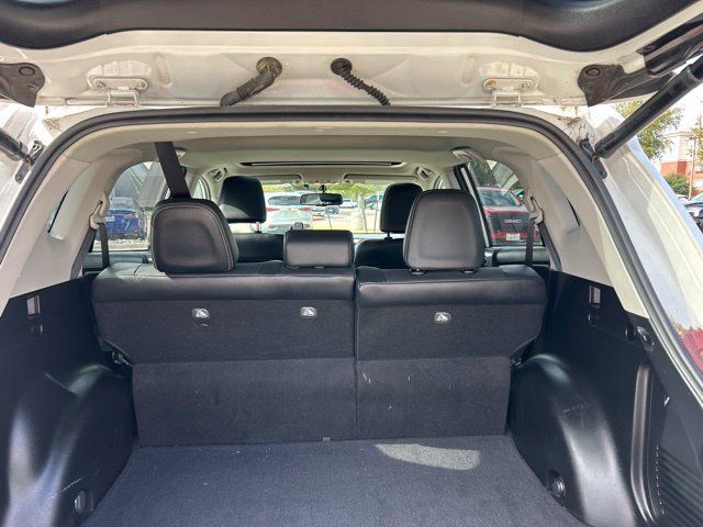 Used 2014 Toyota RAV4 Limited AWD/4WD image 8