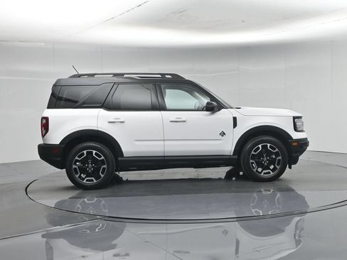 Used 2023 Ford Bronco Sport Outer Banks w/ Tech Package AWD/4WD image 30