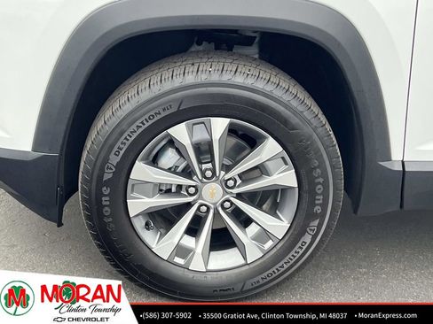 Certified 2026 Chevrolet Equinox LT FWD image 10