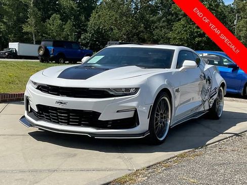 Used 2020 Chevrolet Camaro SS image 3