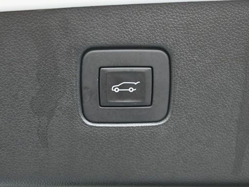 Used 2025 Buick Envista Avenir FWD image 31