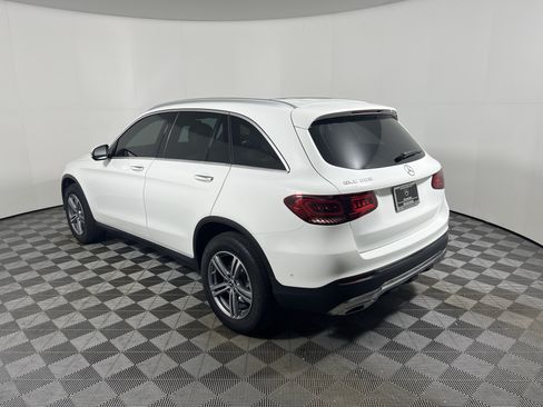 Used 2022 Mercedes-Benz GLC 300 image 3