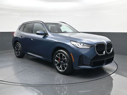 Used 2026 BMW X3 xDrive30 w/ M Sport Package image 2