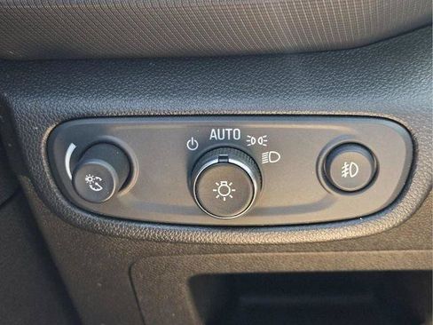 Certified 2021 Chevrolet TrailBlazer LT w/ Convenience Package FWD image 29