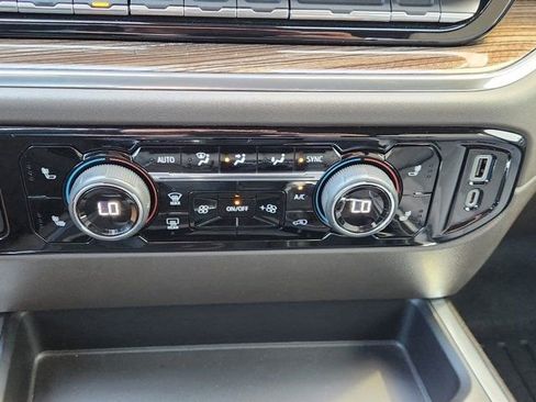 Used 2023 Chevrolet Silverado 1500 RST image 23