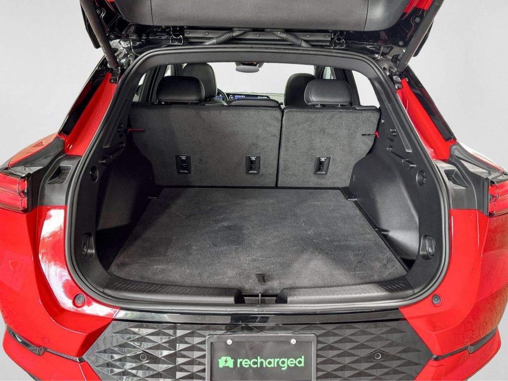 Used 2024 Chevrolet Equinox EV RS w/ LPO, Trailering Package FWD image 25