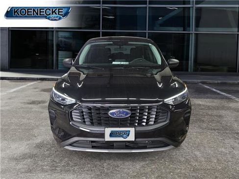 Certified 2025 Ford Escape Active AWD/4WD image 8