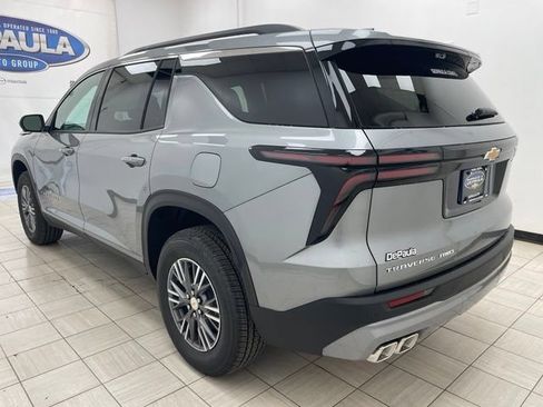New 2026 Chevrolet Traverse LT w/ Driver Confidence Package AWD/4WD image 19