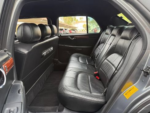 Used 2004 Cadillac De Ville Limousine FWD image 35