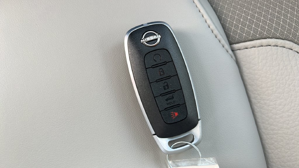 New 2026 Nissan Pathfinder SL AWD/4WD image 38