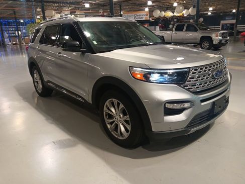 Used 2020 Ford Explorer Limited AWD/4WD image 1