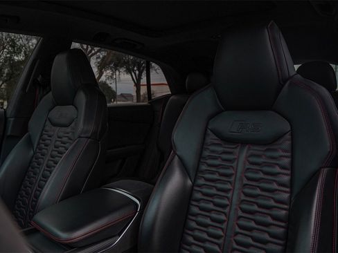 Used 2023 Audi RS Q8 image 10