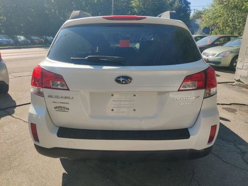 Used 2012 Subaru Outback 2.5i Premium AWD/4WD image 5