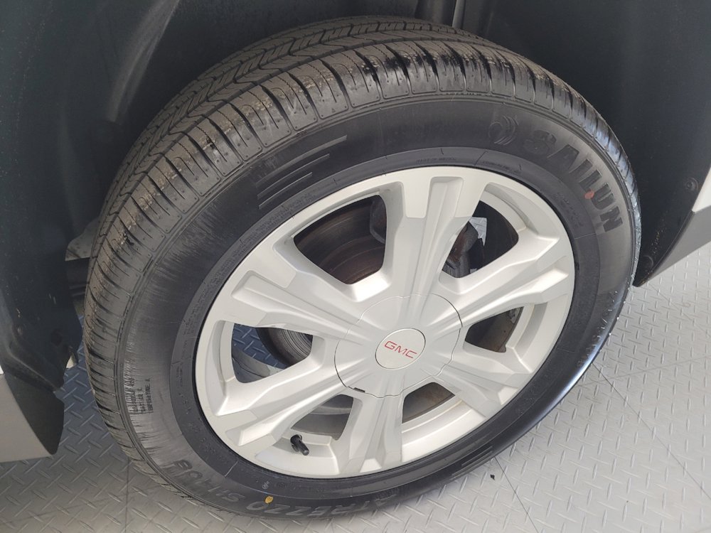 Used 2017 GMC Terrain SLE w/ Chrome Edition FWD image 31