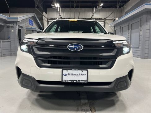 Used 2026 Subaru Forester AWD/4WD image 2