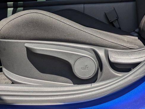 New 2025 Hyundai Elantra Sport FWD image 19