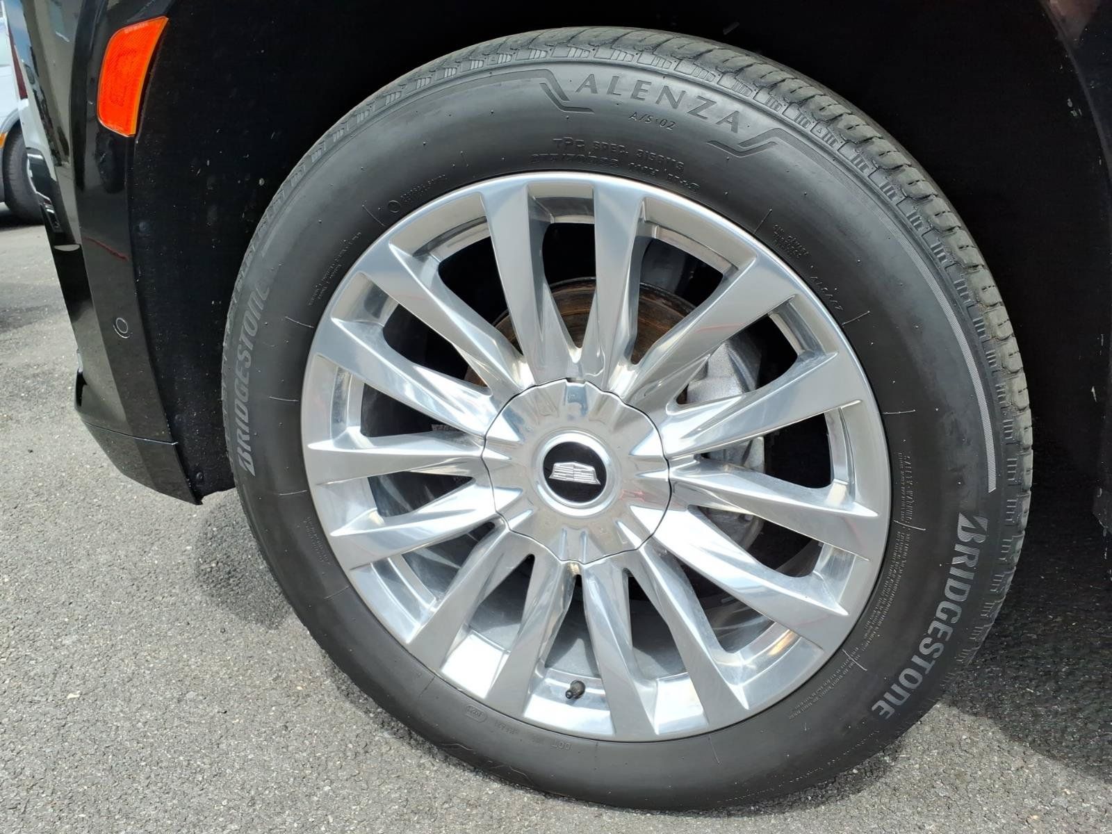 Certified 2023 Cadillac Escalade Premium Luxury w/ LPO, Floor Liner Package AWD/4WD image 9