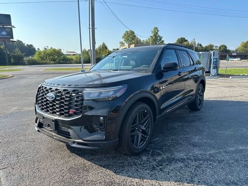 New 2026 Ford Explorer ST w/ Sun And Sound Package AWD/4WD image 7
