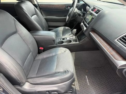 Used 2016 Subaru Outback 2.5i Limited AWD/4WD image 17