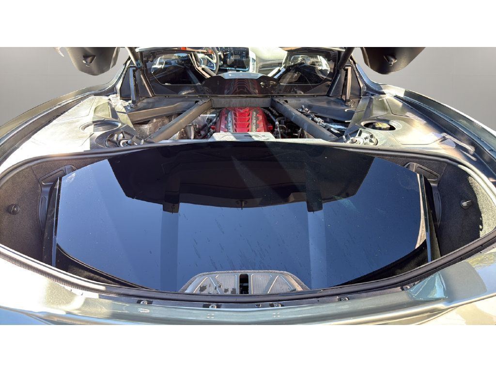 Used 2024 Chevrolet Corvette Stingray Preferred Cpe w/ Z51 Performance Package RWD image 17
