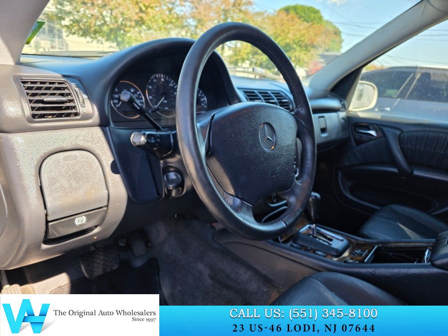 Used 2005 Mercedes-Benz ML 350 4MATIC image 12