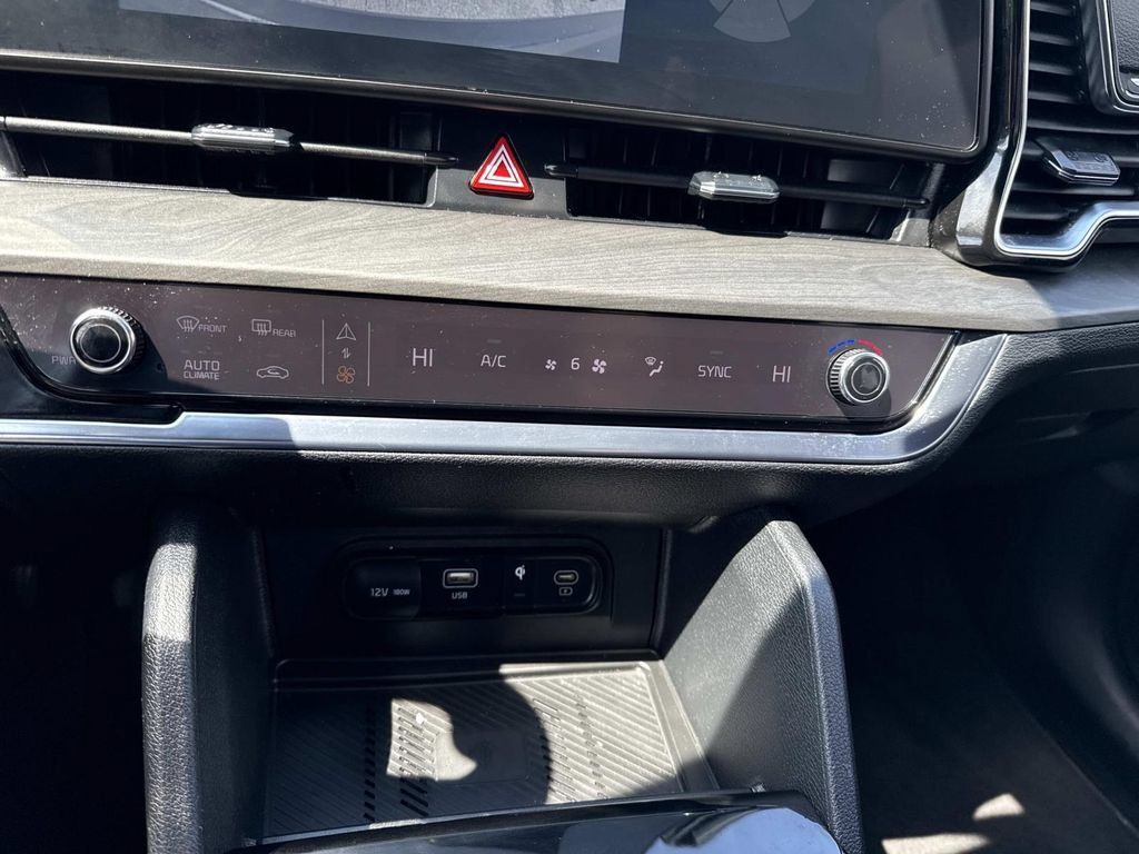 Used 2024 Kia Sportage X-Line AWD/4WD image 24