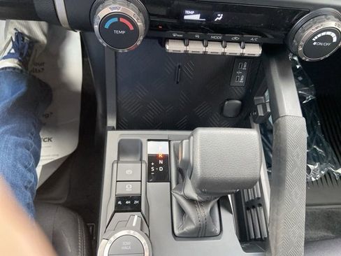 New 2025 Toyota Tacoma SR5 w/ Blackout Plus Package (GST) image 21