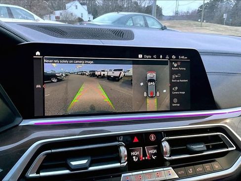 Used 2022 BMW X5 xDrive40i w/ Premium Package image 15