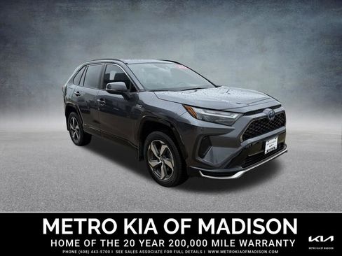 Used 2023 Toyota RAV4 SE w/ Weather & Moonroof Package AWD/4WD image 8