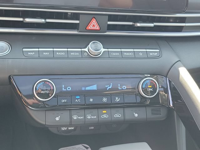 New 2026 Hyundai Elantra Limited FWD image 12