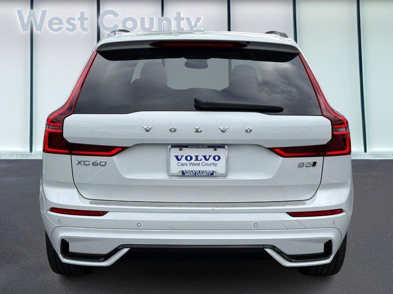 Used 2026 Volvo XC60 B5 Plus AWD/4WD image 6