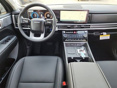 New 2025 Hyundai Santa Fe XRT image 13