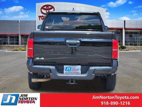 Used 2024 Toyota Tacoma SR5 AWD/4WD image 6