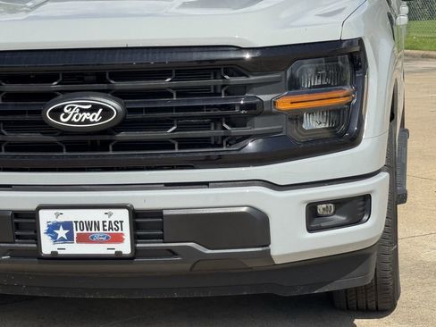New 2026 Ford F150 XLT w/ XLT Black Appearance Package RWD image 38