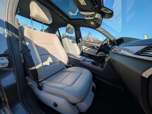 Used 2013 Mercedes-Benz E 350 Sedan image 18