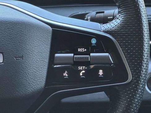 Used 2024 Nissan Ariya AWD image 24