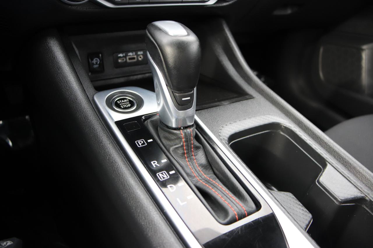 Used 2025 Nissan Sentra SR w/ Midnight Edition FWD image 35