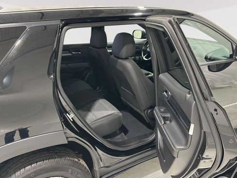 Used 2025 GMC Terrain Elevation image 20