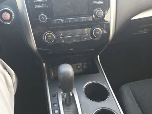Used 2015 Nissan Altima 2.5 S w/ Power Driver Seat Package image 11