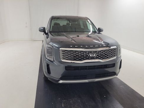 Used 2021 Kia Telluride LX AWD/4WD image 14