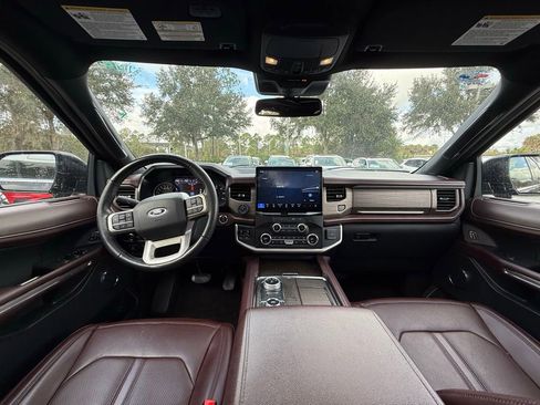 Used 2023 Ford Expedition Max Limited image 15