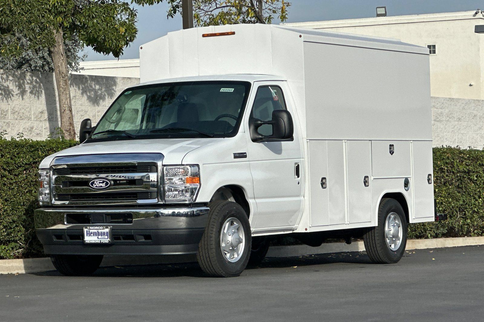 New 2026 Ford E-350 and Econoline 350 Super Duty w/ Power Equipment Group RWD image 8
