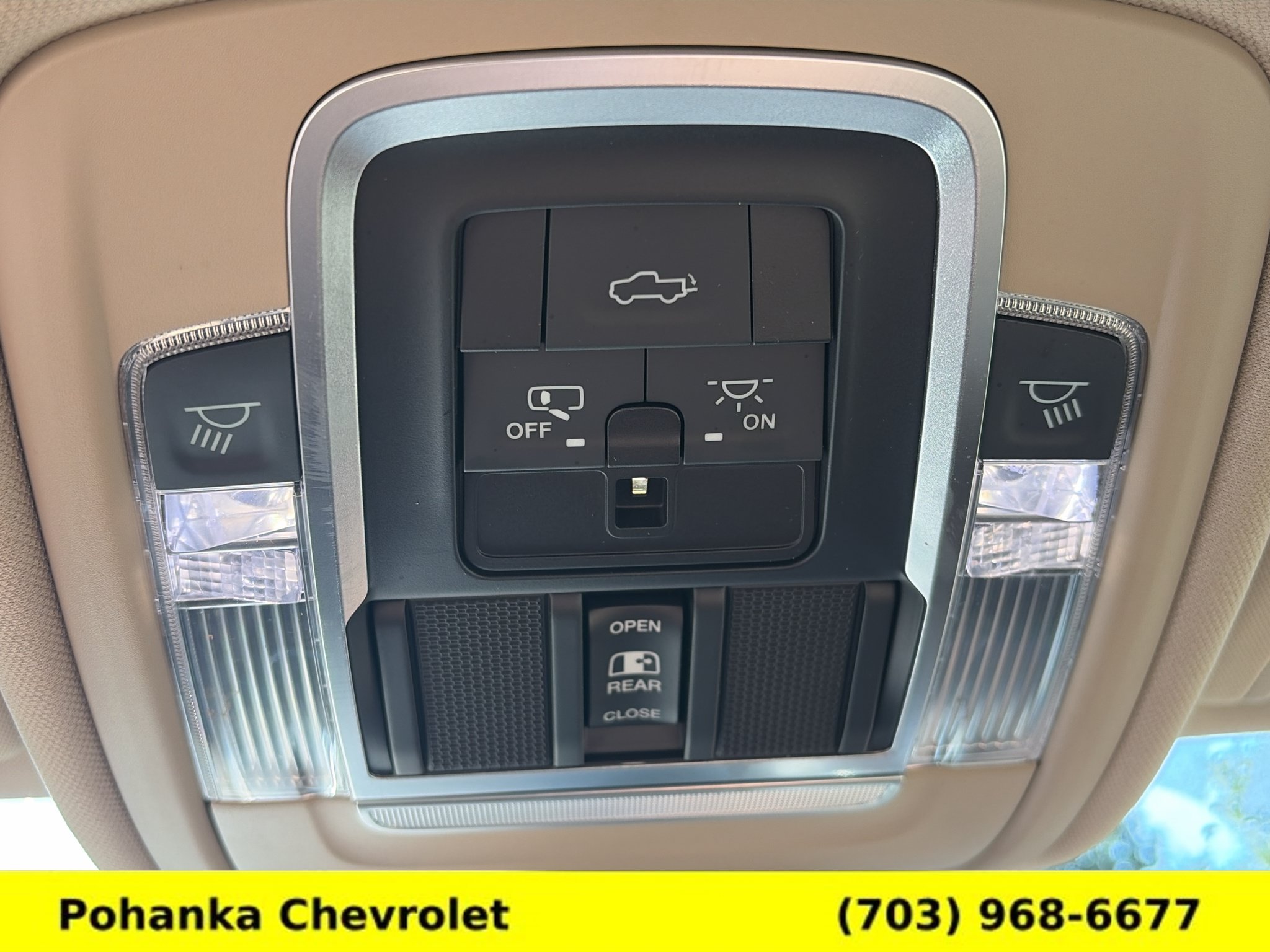 Used 2021 RAM 1500 Laramie AWD/4WD image 16