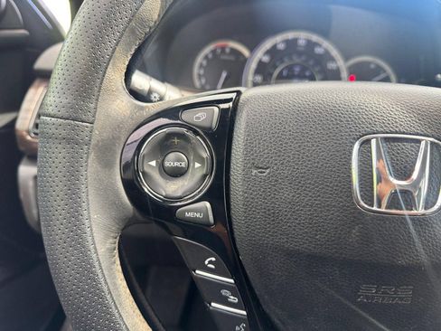 Used 2017 Honda Accord EX-L image 23